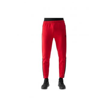 Pantaloni de trening pentru barbati -  4FWSS24TFTRM670 - poliester/elastan - rosu