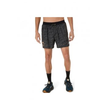 Pantaloni sport barbati -  Fujitrail All Over Print - scurti - negru - material respirabil