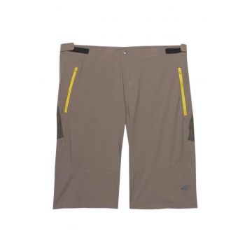 Pantaloni sport  4FWSS24TFSHM544 - model 3/4 - elemente reflectorizante - poliamida/elastan - maro -