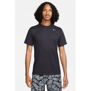 Tricou cu decolteu la baza gatului pentru fitness Legend - Negru