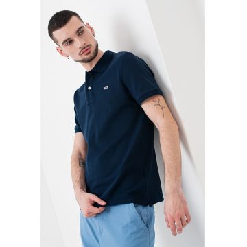Tricou polo regular fit din bumbac - Alb optic/Bleumarin