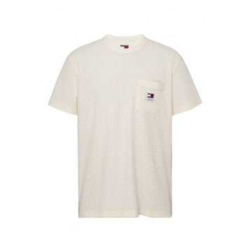Tricou cu decolteu la baza gatului si buzunar aplicat pe piept - Crem