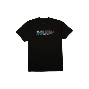 Tricou cu decolteu la baza gatului