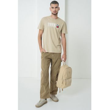 Tricou cu imprimeu logo si decolteu la baza gatului - Maro nisip