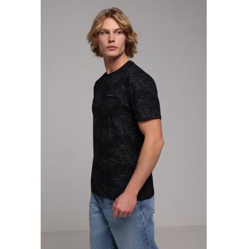Tricou slim fit cu model - Negru