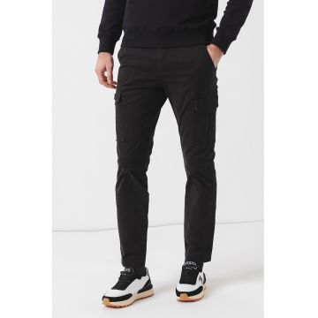 Pantaloni cargo cu buzunare oblice - Negru