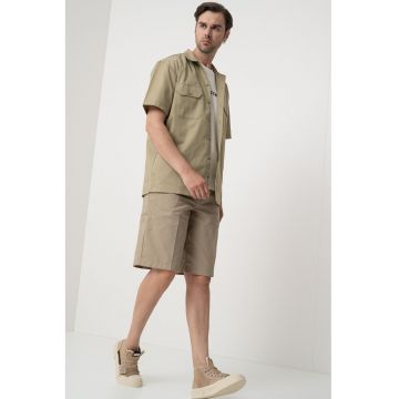 Pantaloni scurti cu talie medie - Kaki
