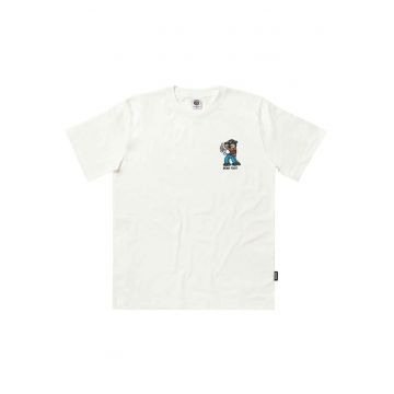 Tricou cu un desen discret pe piept