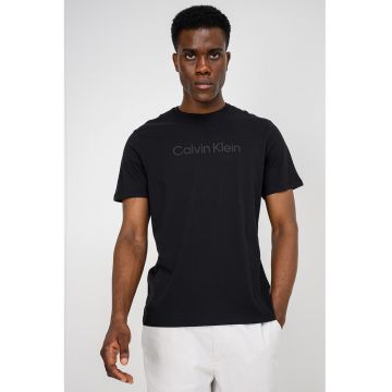 Tricou de bumbac cu decolteu la baza gatului si logo frontal - Negru