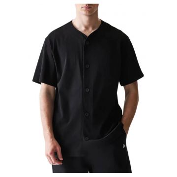 Tricou lejer cu nasturi si decolteu in V