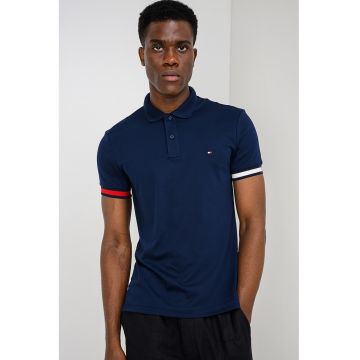 Tricou polo slim fit cu mansete contrastante - Bleumarin