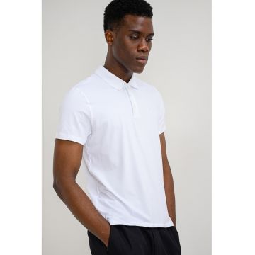 Tricou slim fit cu detaliu cu logo pe piept - Alb