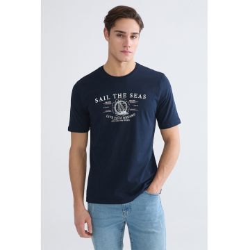 Camasa regular fit cu imprimeu text - Alb/Portocaliu/Bleumarin