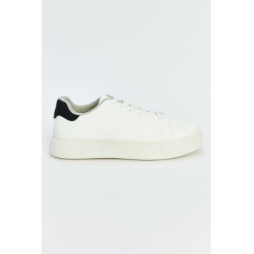 Pantofi sport uni de piele ecologica - Alb