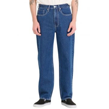Blugi relaxed fit cu 5 buzunare si talie medie