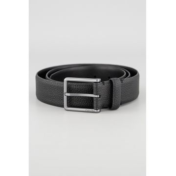 Curea din piele granulata si logo metalic Warmth - Negru