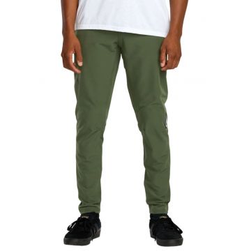 Pantaloni pentru drumetii