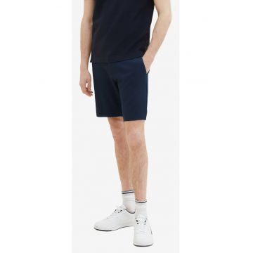 Pantaloni scurti cu buzunare laterale