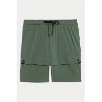 Pantaloni scurti cu snur si buzunare laterale - Verde sparanghel