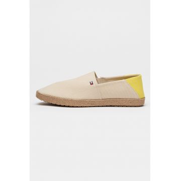 Espadrile din material textil cu logo discret brodat