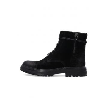 Ghete barbatesti din piele intoarsa de culoare neagra