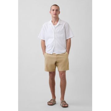 Pantaloni scurti din amestec de in cu buzunare