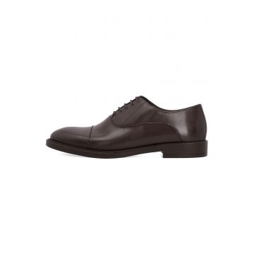 Pantofi Derby din piele cu model uni