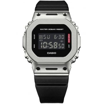 Ceas barbatesc  GM-5600M-1ER negru - sport - rezistent la socuri