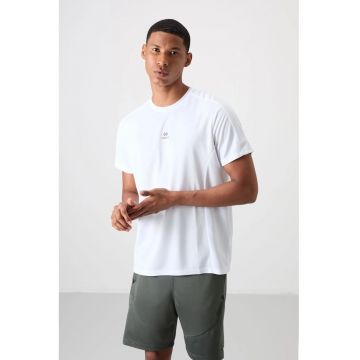 Tricou  barbati - alb - 100% poliester - gat rotund - maneca scurta