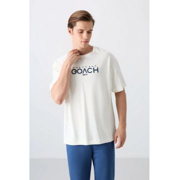 Tricou  guler rotund - logo supradimensionat - alb prafuit - 65% bumbac - 35% poliester