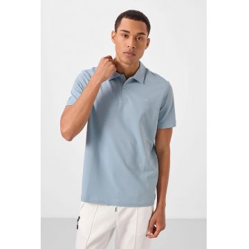 Tricou polo  barbati - albastru pudra - amestec de bumbac - cu buton