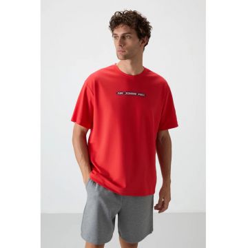 Tricou  supradimensionat - imprimeu spate - rosu - 80% bumbac - 20% poliester