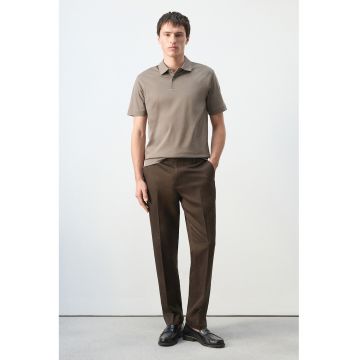Pantaloni slim-fit din amestec de lyocell si in - Maro inchis