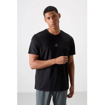Tricou  barbatesc - cu guler rotund - dungi - negru - poliester