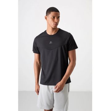 Tricou barbati -  negru - din poliester - cu guler rotund - cu panouri