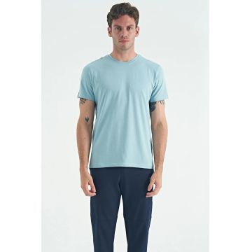 Tricou barbati -  regular fit - elastic - albastru deschis - bumbac cu elastan