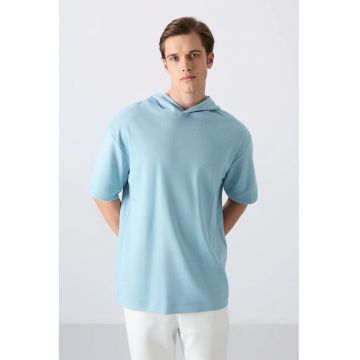 Tricou barbati -  supradimensionat - cu gluga - Albastru deschis - bumbac si poliester
