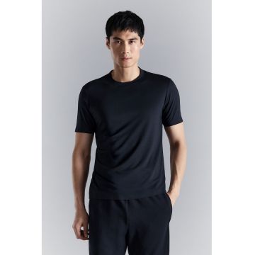 Tricou cu decolteu la baza gatului si model uni - Albastru ultramarin