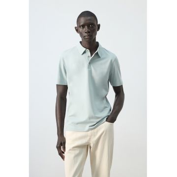 Tricou polo slim fit cu model pique - Verde pal