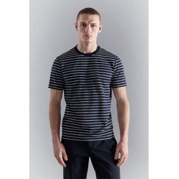 Tricou slim-fit cu model cu dungi - Alb/Bleumarin