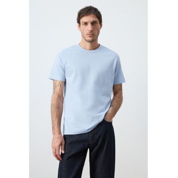 Tricou slim-fit din bumbac cu decolteu la baza gatului - Albastru deschis
