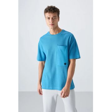 Tricou  supradimensionat - bumbac - albastru cerulean - cu guler rotund si buzunar