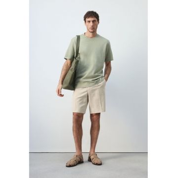 Tricou uni cu decolteu la baza gatului - Gri deschis