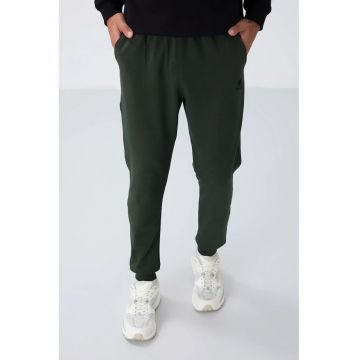 Pantaloni de trening - Barbati - Pantaloni de trening TOMMY din fleece pentru Verde Padure -