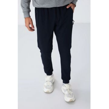 Pantaloni de trening - Barbati - Pantaloni de trening TOMMY pentru barbati cu buzunar cu fermoar - Negru -