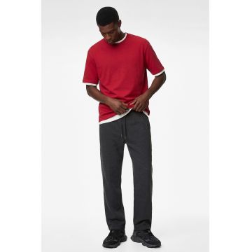 Pantaloni de trening cu snururi si buzunare laterale - Gri melange
