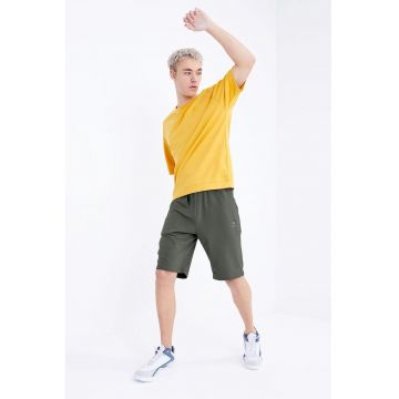 Pantaloni scurti - Barbati - Pantaloni scurti barbati TOMMY din jerseu cu snur in talie - Verde Kaki - Kaki