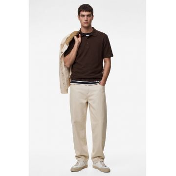 Tricou polo regular fit cu model uni - Maro pamantiu