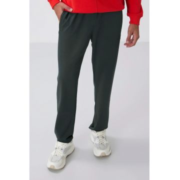 Pantaloni de trening - Barbati - Pantaloni de trening TOMMY pentru barbati - croiala slim - picior drept - Verde padure