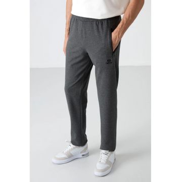 Pantaloni de trening - Barbati - Pantaloni de trening TOMMY pentru barbati cu croiala Gri carbune -